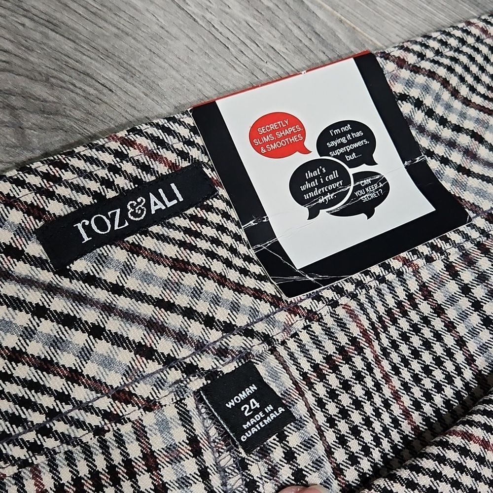 Nwt Roz&Ali Plaid Tummy Control Pant — image 3 of 5